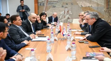 اتفاقيات جديدة.. غرف دبي تبحث سبل تعزيز التعاون الاقتصادي مع دولة صربيا